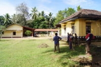 2011-11-28-08