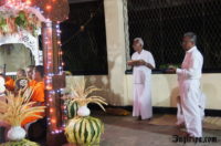 2011-10-07-09